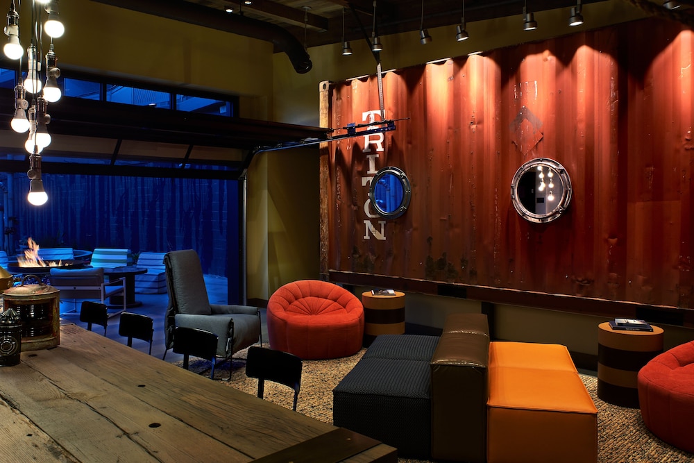 Hotel Zephyr San Francisco — Restaurant & bars in San Francisco, California