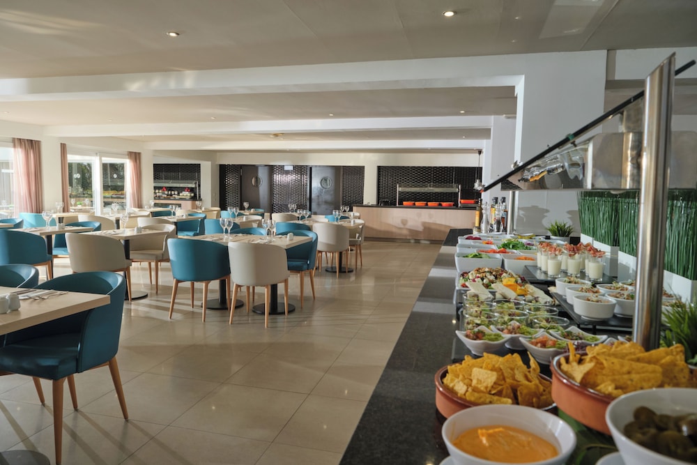 BQ Apolo Hotel — Restaurant & bars in Playa de Palma, Balearic Islands