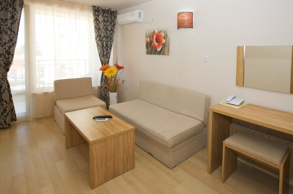 Karlovo Hotel — Hotel rooms in Sunny Beach, Burgas Region