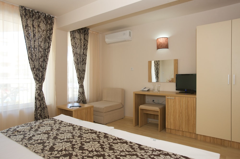 Karlovo Hotel — Hotel rooms in Sunny Beach, Burgas Region