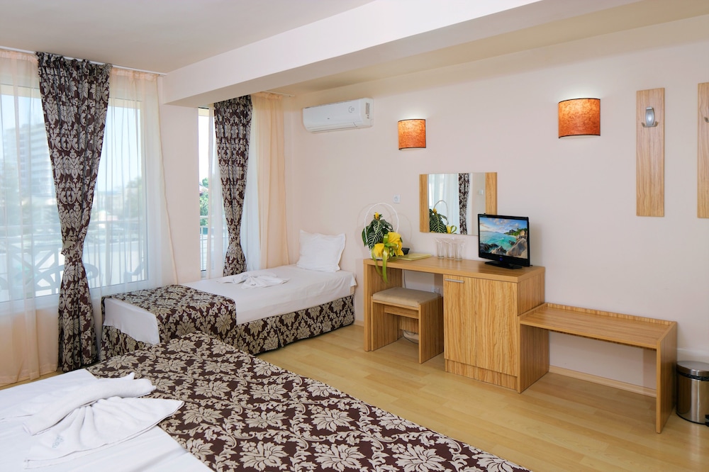 Karlovo Hotel — Hotel rooms in Sunny Beach, Burgas Region