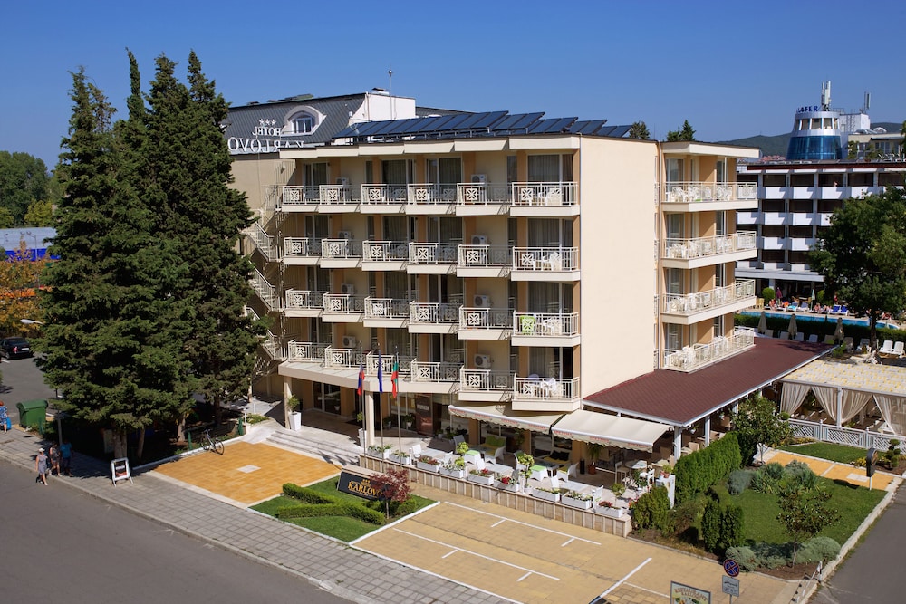 Karlovo Hotel — Hotel building in Sunny Beach, Burgas Region
