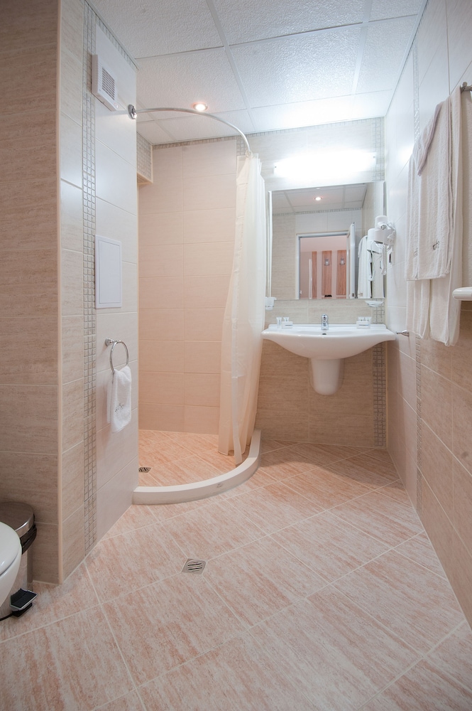 Karlovo Hotel — Hotel rooms in Sunny Beach, Burgas Region