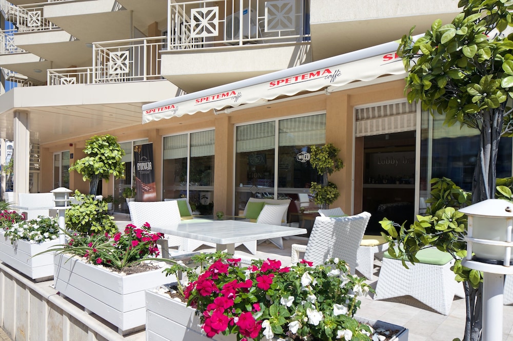Karlovo Hotel — Restaurant & bars in Sunny Beach, Burgas Region