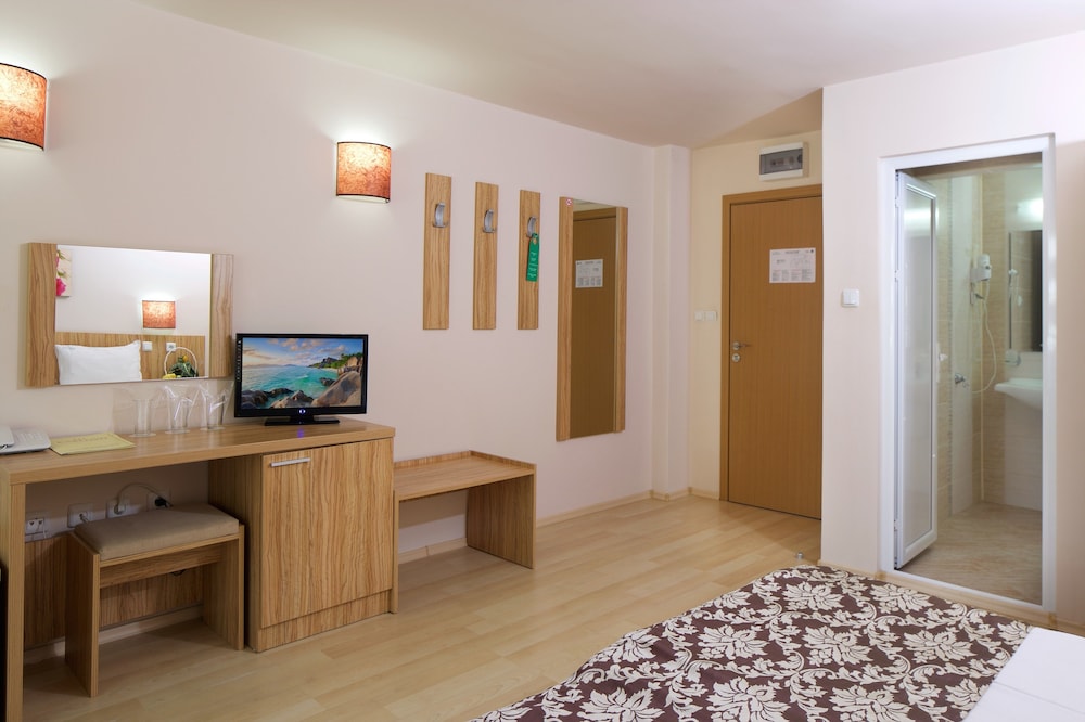 Karlovo Hotel — Hotel rooms in Sunny Beach, Burgas Region