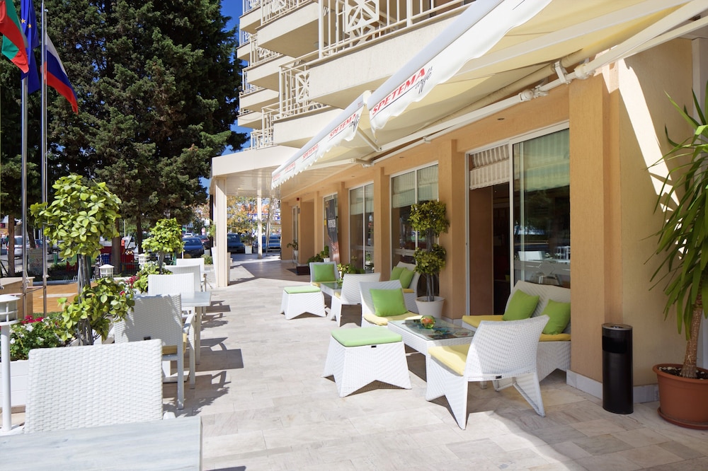 Karlovo Hotel — Restaurant & bars in Sunny Beach, Burgas Region