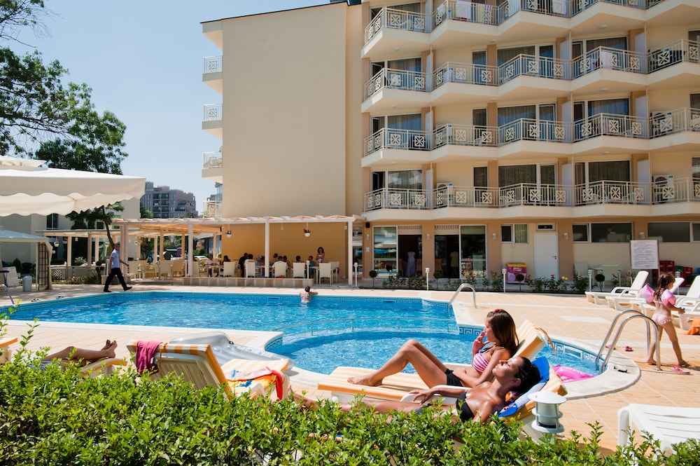 Karlovo Hotel — Swimming pool in Sunny Beach, Burgas Region