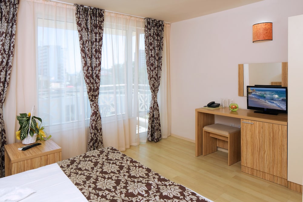 Karlovo Hotel — Hotel rooms in Sunny Beach, Burgas Region