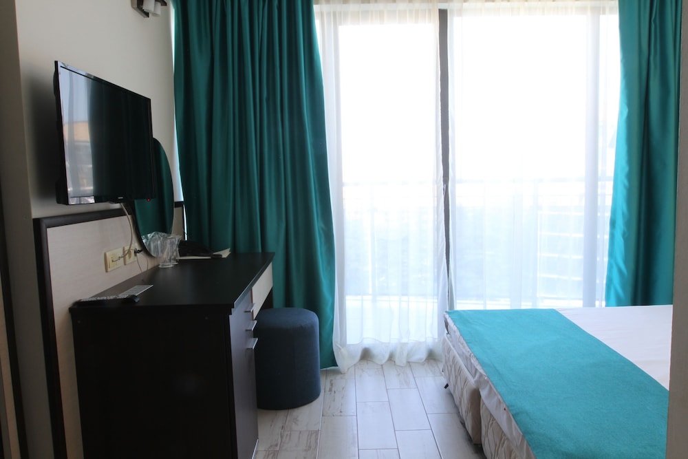 Smartline Meridian Hotel — Rooms in Sunny Beach, Burgas Region