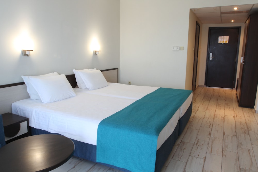 Smartline Meridian Hotel — Rooms in Sunny Beach, Burgas Region