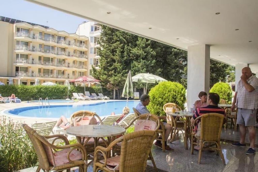 Hotel Klisura — Swimming pool in Sunny Beach, Burgas Region