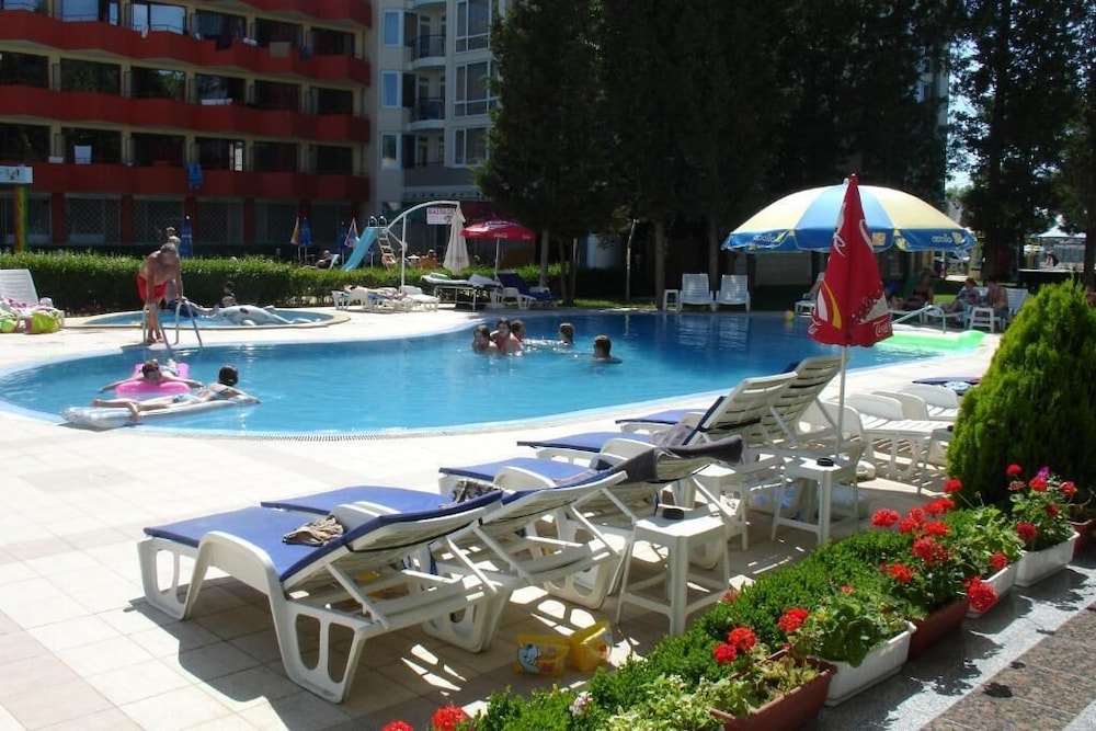 Hotel Klisura — Swimming pool in Sunny Beach, Burgas Region
