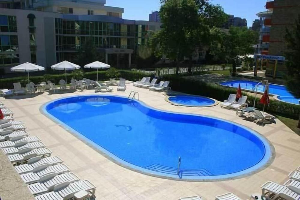 Hotel Klisura — Swimming pool in Sunny Beach, Burgas Region