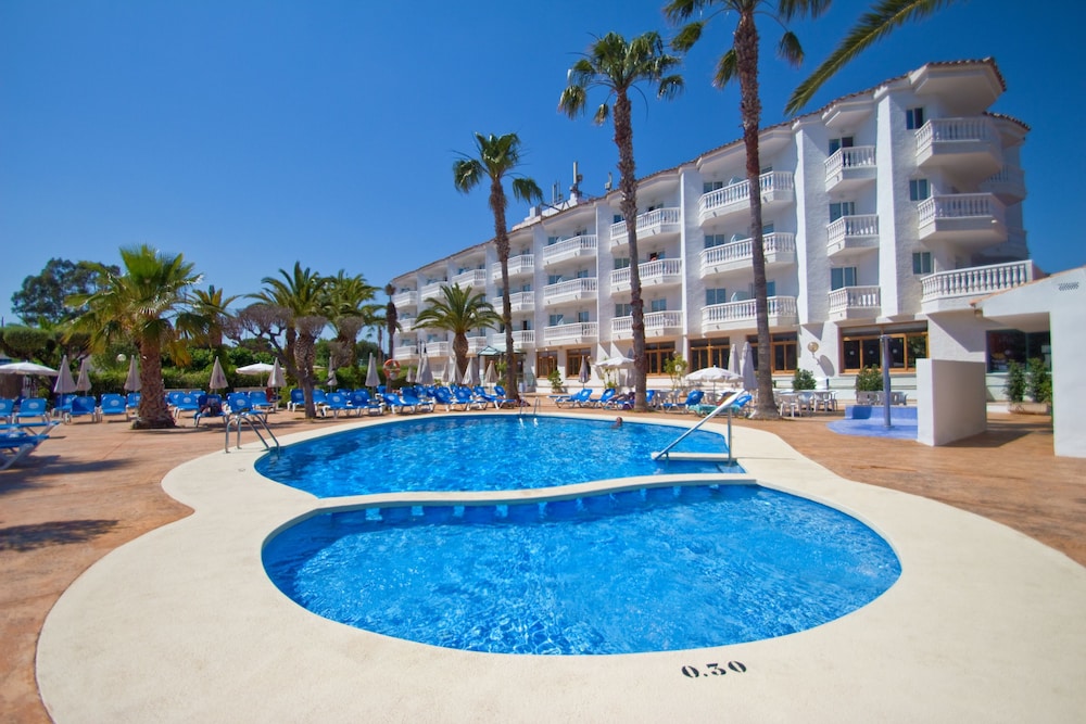 . Hotel Servigroup Romana