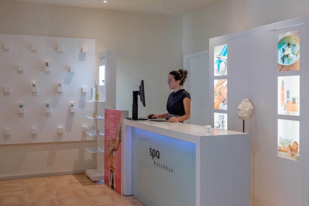 La Quinta Menorca by Portblue Boutique — Spa in Cala'n Bosch, Balearic Islands