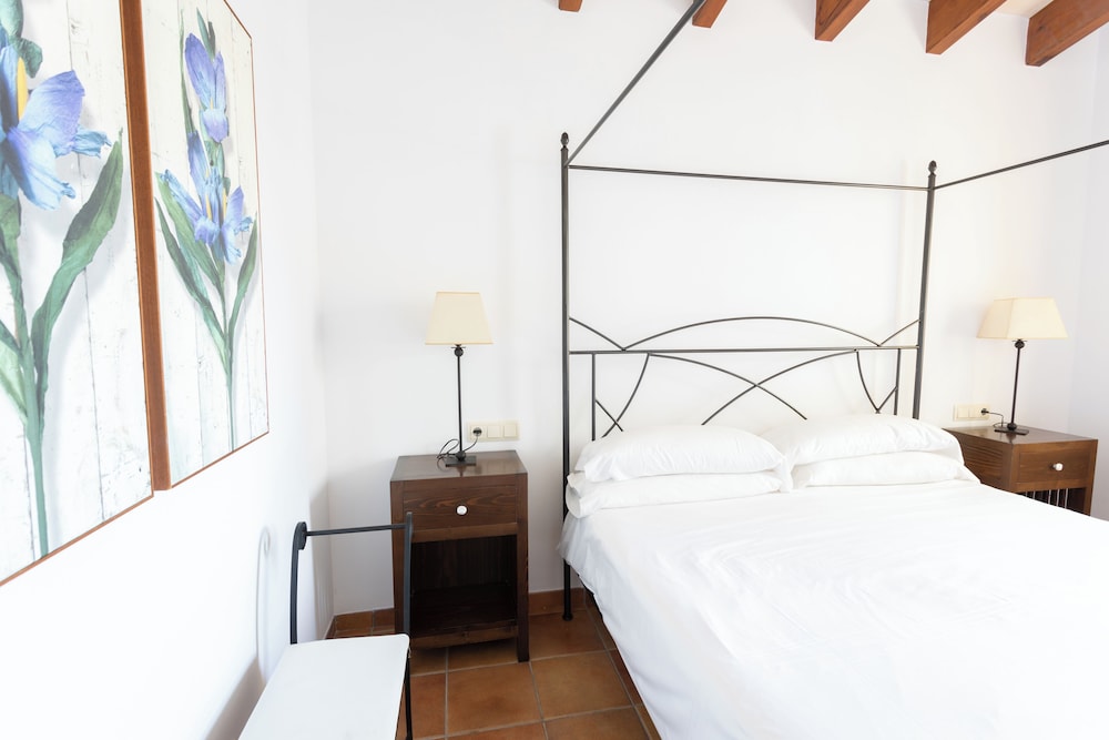 Villas Finesse — Hotel rooms in Son Bou, Balearic Islands