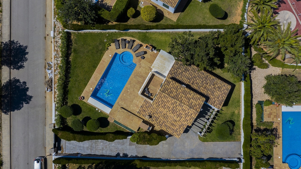 Villas Finesse — Swimming pool in Son Bou, Balearic Islands