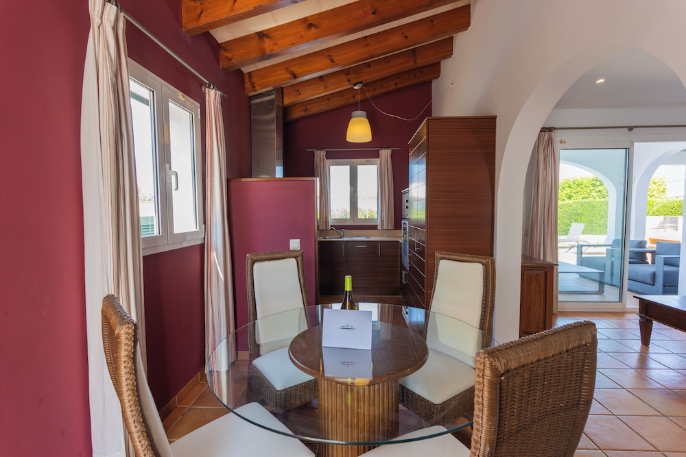 Villas Finesse — Hotel rooms in Son Bou, Balearic Islands