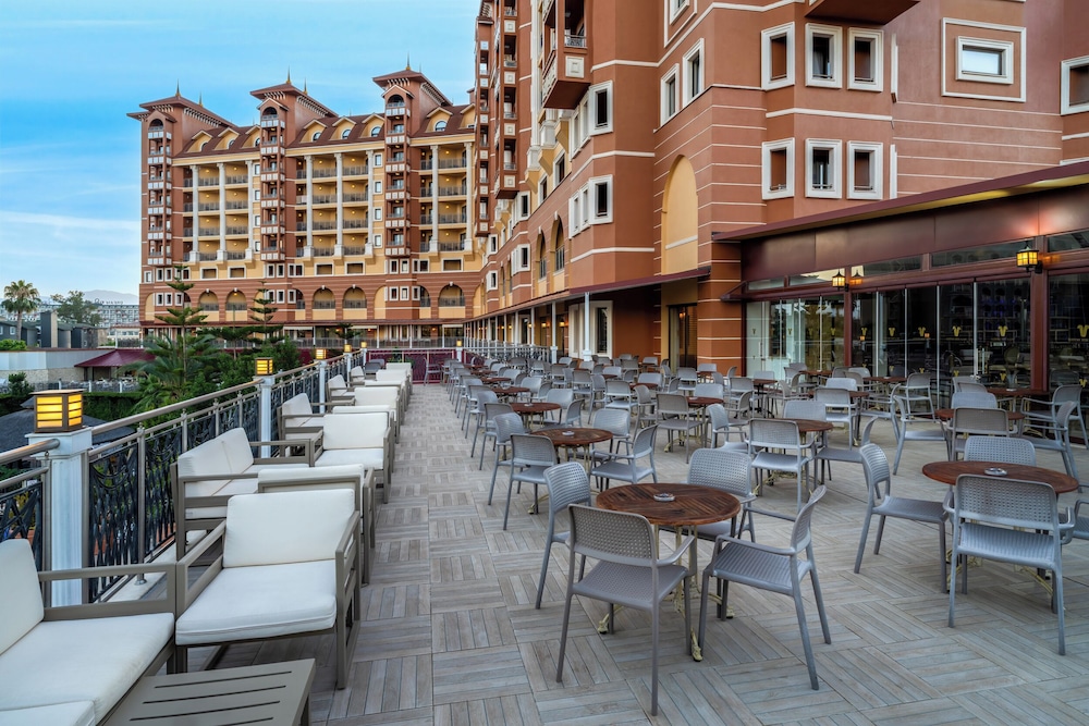 Villa Side Residence — Restaurant & bars in Side