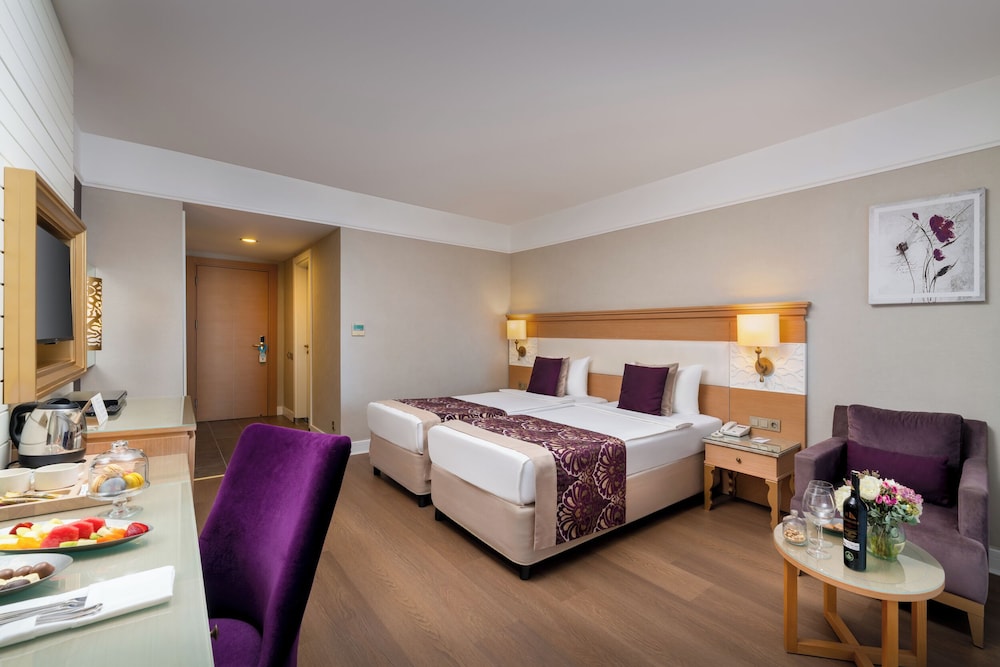 Villa Side Residence — Hotel rooms in Side