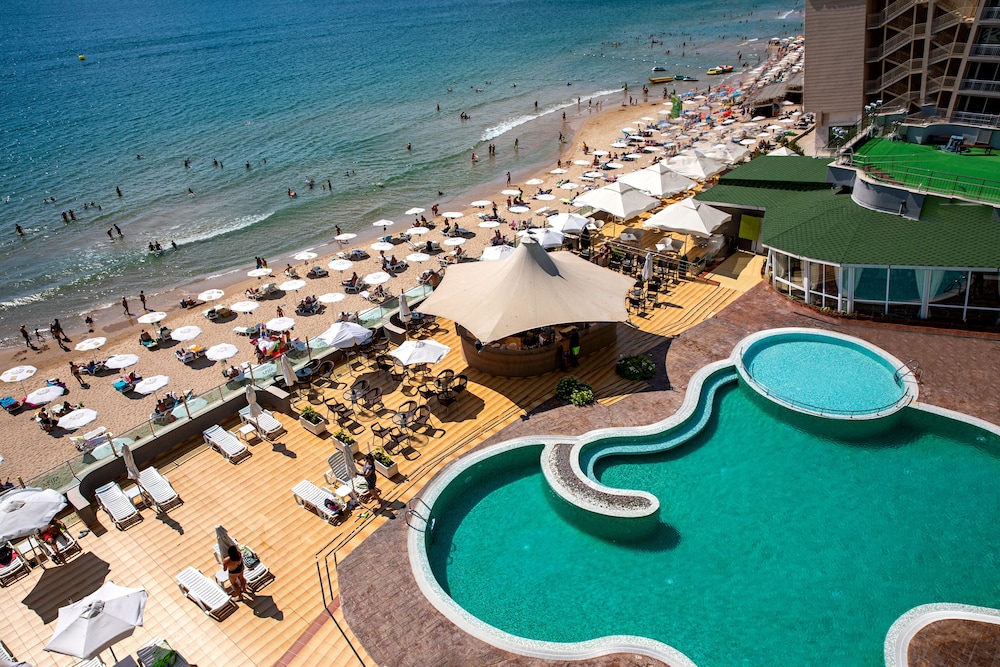 MPM Hotel Arsena — Pool in Nessebar, Burgas Region