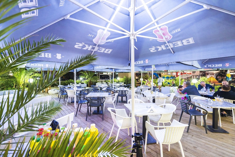 Admiral Plaza Hotel — Restaurant & bars in Sunny Beach, Burgas Region