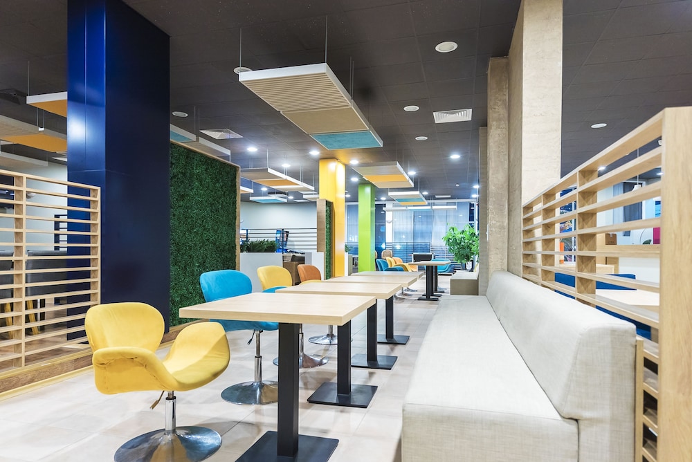 Admiral Plaza Hotel — Restaurant & bars in Sunny Beach, Burgas Region