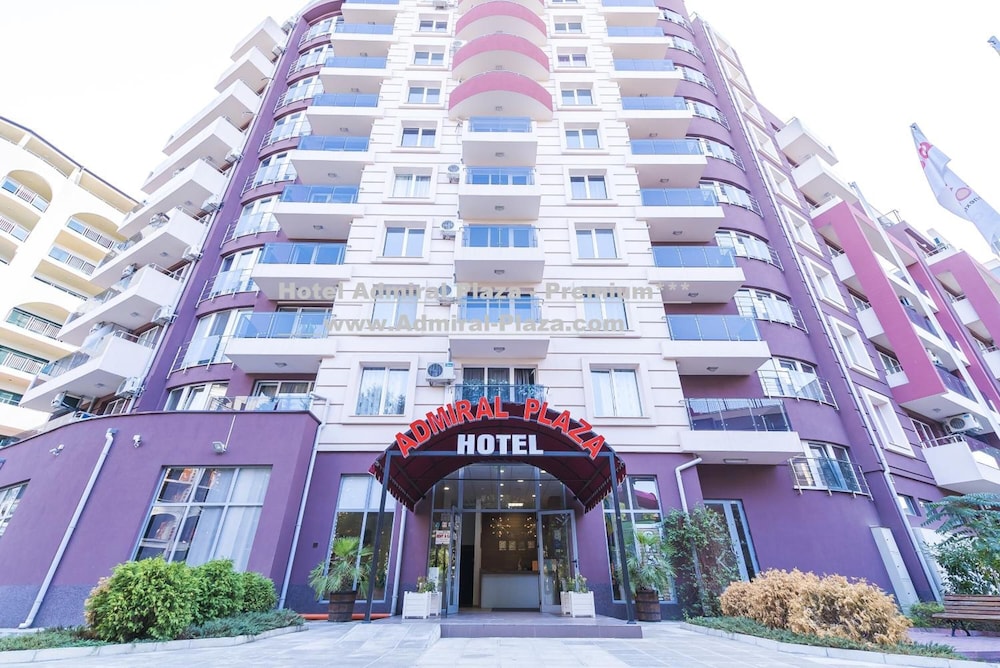 Admiral Plaza Hotel — Hotel building in Sunny Beach, Burgas Region