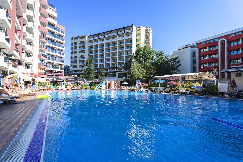 Admiral Plaza Hotel — Main photo in Sunny Beach, Burgas Region