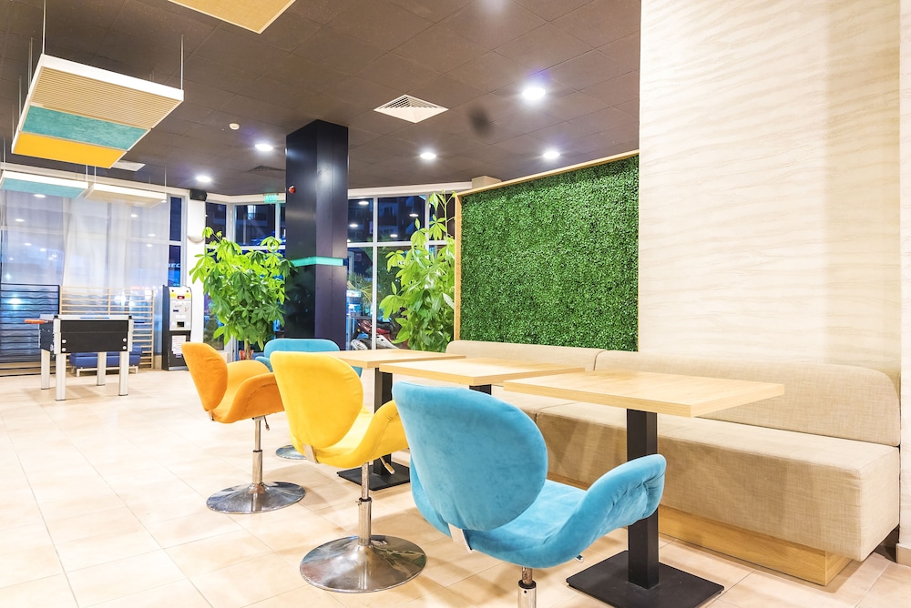 Admiral Plaza Hotel — Restaurant & bars in Sunny Beach, Burgas Region