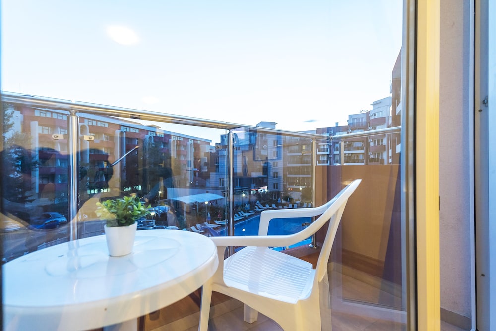 Admiral Plaza Hotel — Hotel rooms in Sunny Beach, Burgas Region