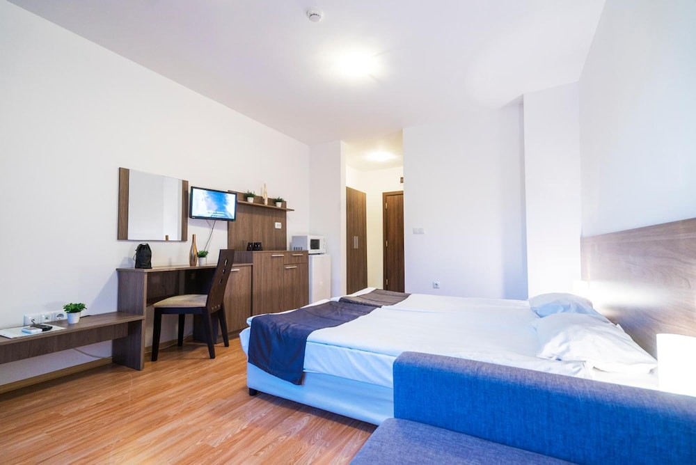 Admiral Plaza Hotel — Hotel rooms in Sunny Beach, Burgas Region