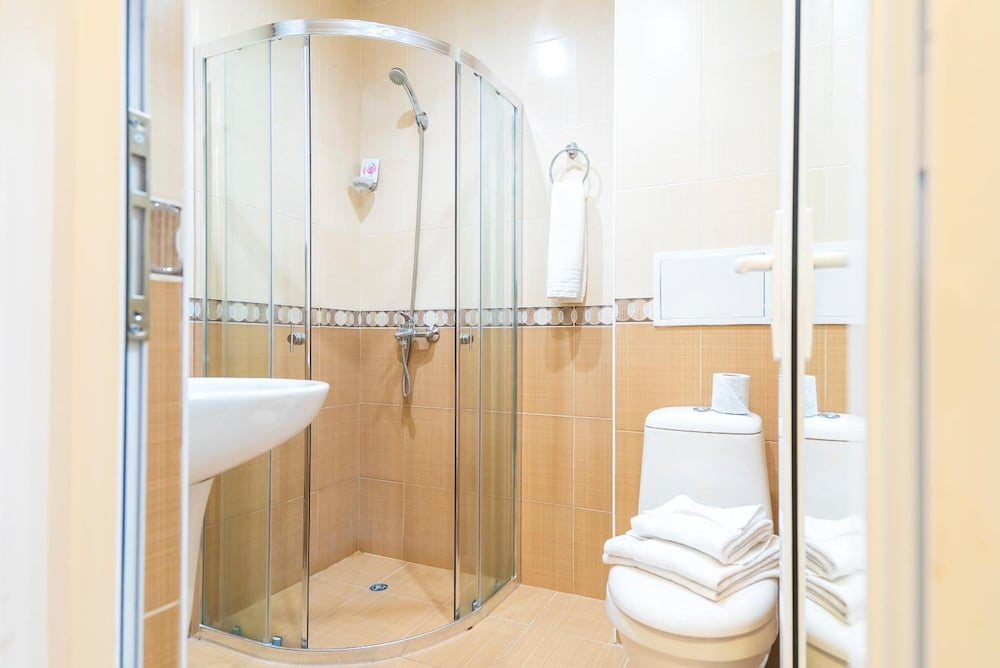 Admiral Plaza Hotel — Hotel rooms in Sunny Beach, Burgas Region