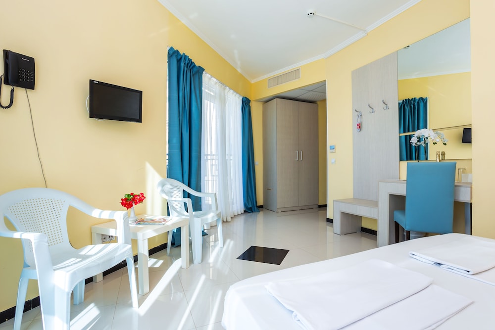 Blue Pearl Hotel — Hotel rooms in Sunny Beach, Burgas Region