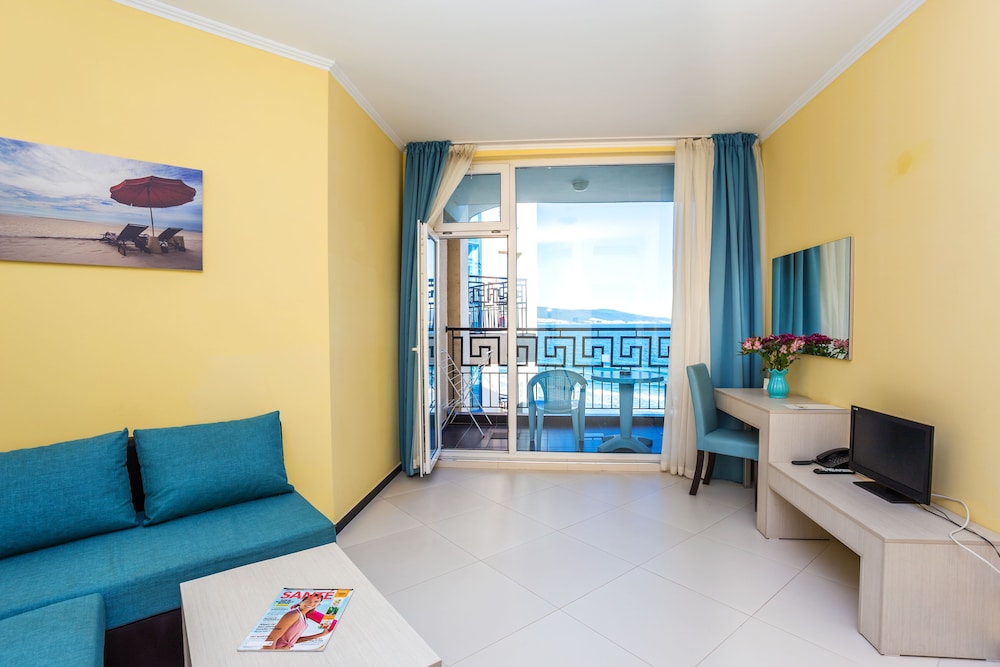 Blue Pearl Hotel — Hotel rooms in Sunny Beach, Burgas Region