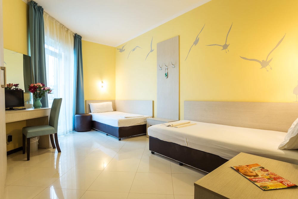 Blue Pearl Hotel — Hotel rooms in Sunny Beach, Burgas Region