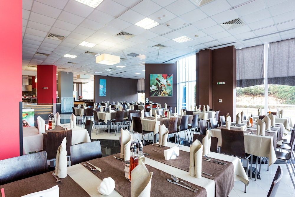 Blue Pearl Hotel — Restaurant & bars in Sunny Beach, Burgas Region