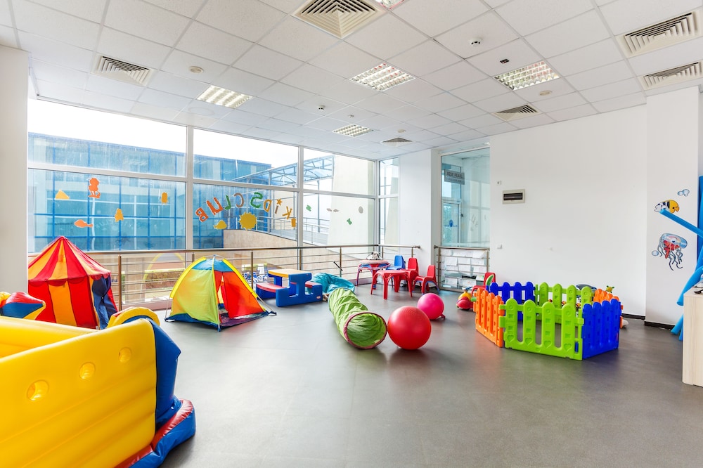 Blue Pearl Hotel — Attractions for children in Sunny Beach, Burgas Region
