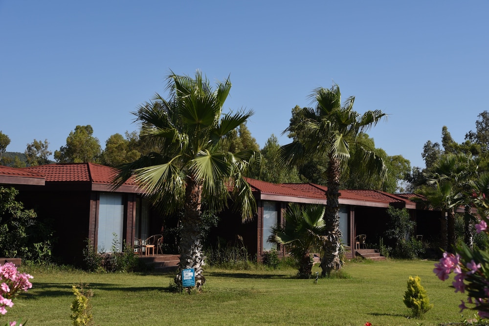 Fortezza Beach Resort — Hotel building in Hisarönü, Mugla