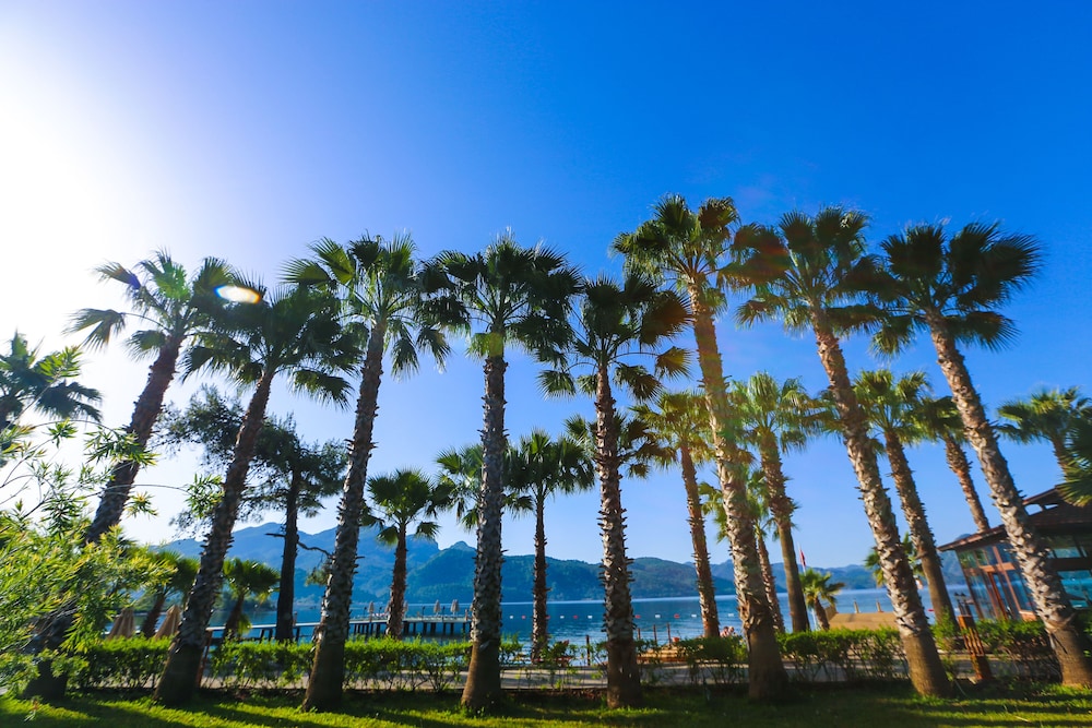 Fortezza Beach Resort — Beach in Hisarönü, Mugla