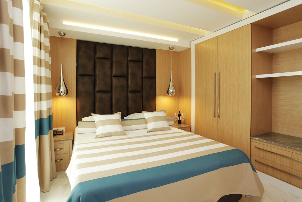Kleopatra Suit Hotel — Hotel rooms in Alanya