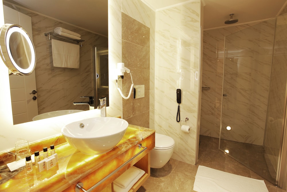 Kleopatra Suit Hotel — Hotel rooms in Alanya