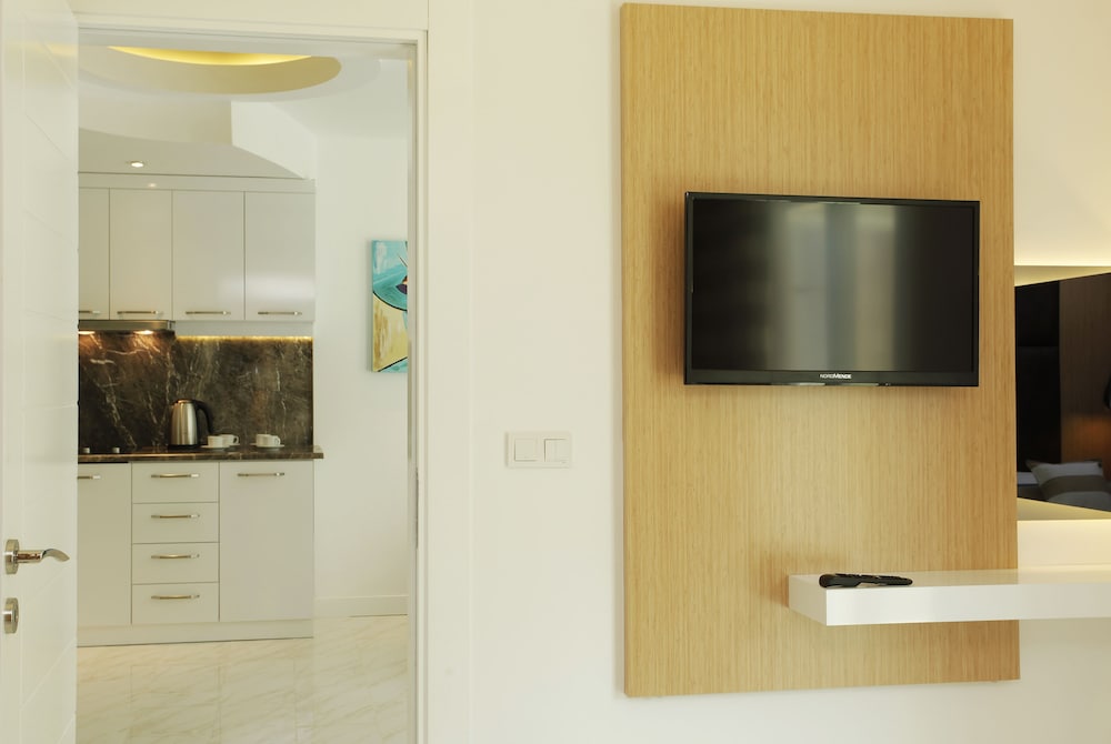 Kleopatra Suit Hotel — Hotel rooms in Alanya