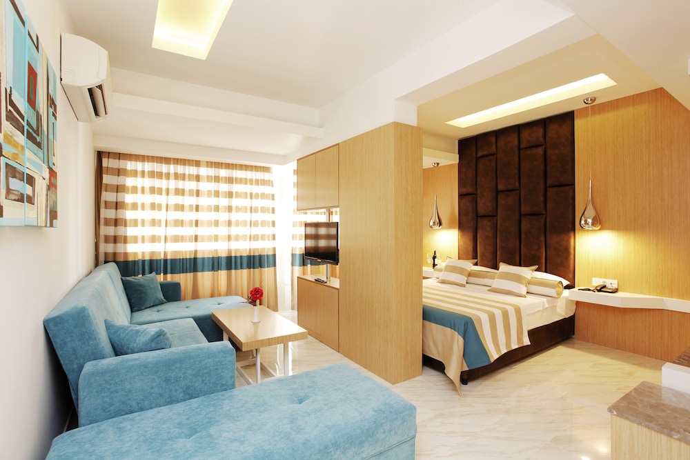 Kleopatra Suit Hotel — Hotel rooms in Alanya