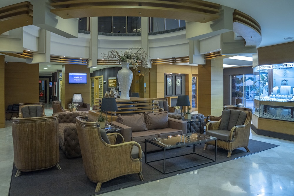 Grand Cettia Hotel — Hotel building in Marmaris, Mugla