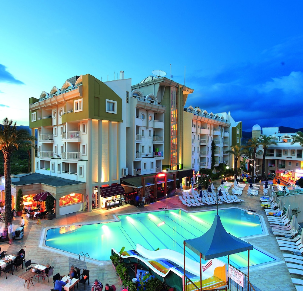 Grand Cettia Hotel — Swimming pool in Marmaris, Mugla