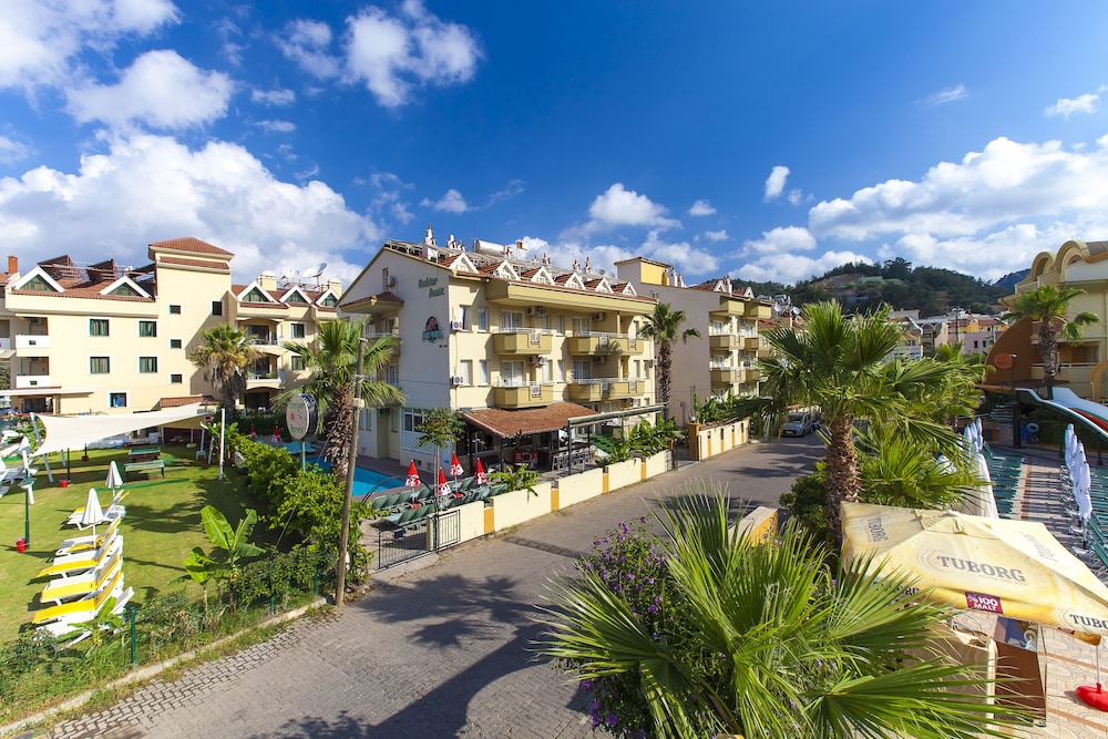 Exelsior Annex — Hotel building in Marmaris, Mugla