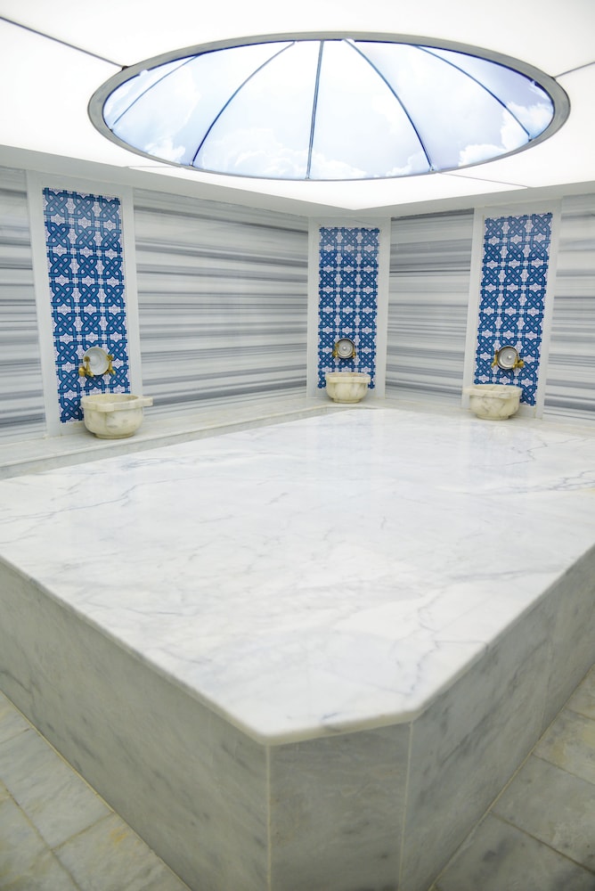 Ozgur Bey Spa Hotel — Spa in Alanya