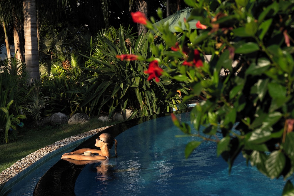 Cirali Hera Hotel — Swimming pool in Kemer
