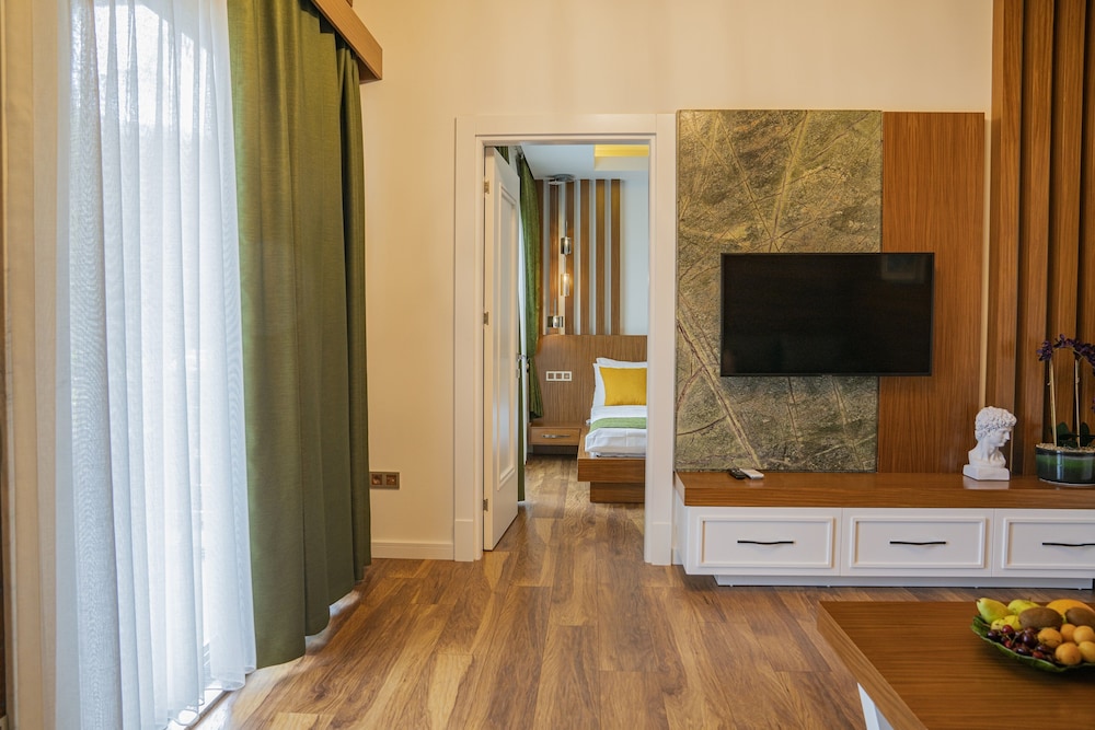 Cirali Hera Hotel — Hotel rooms in Kemer